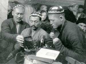 125 years to Uzbek photography